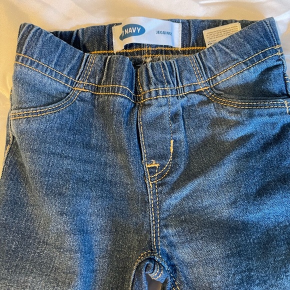 Old Navy Toddler girls Jeggings Denim Jeans Size 3T New With Tags - Picture 3 of 4